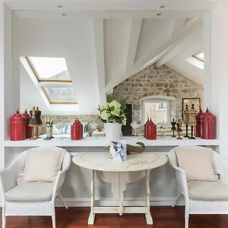 アパート Bright And Modern Loft Near The Walls *