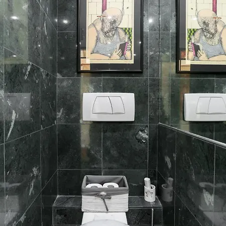 Bright And Modern Loft Near The Walls アパート *